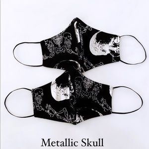 Halloween metallic skull face mask